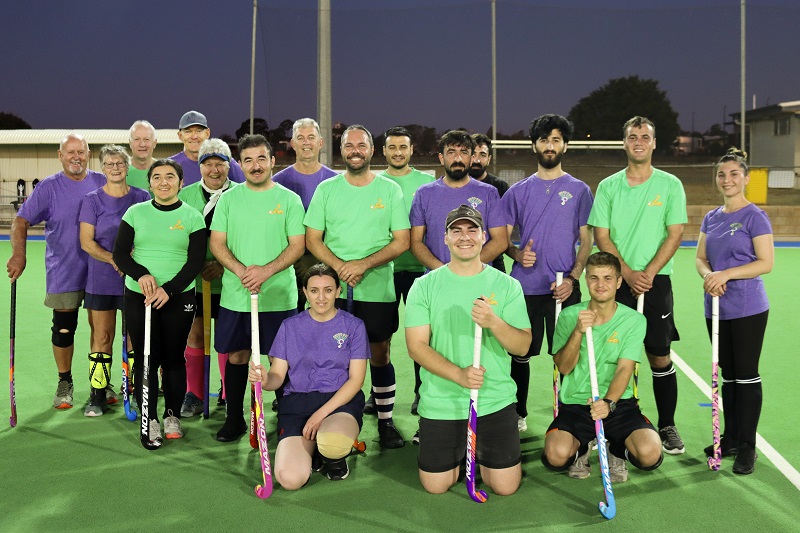 Club Glenvale poses for the Belong in Hockey Program helping Yezidi refugees.